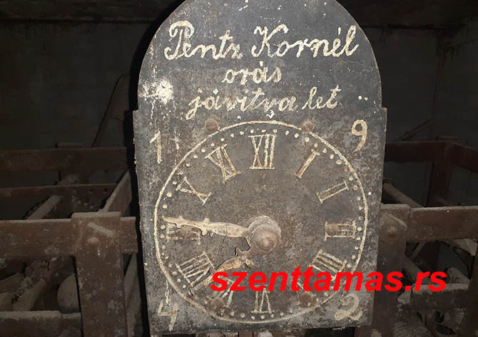 Új óra kerül a szenttamási templomtoronyba